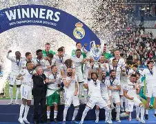 开云-皇家马德里迎德国杯关键赛；赛前篮板制胜；质疑声仍在；资深球员宣示担当(皇家马德里三冠王阵容)