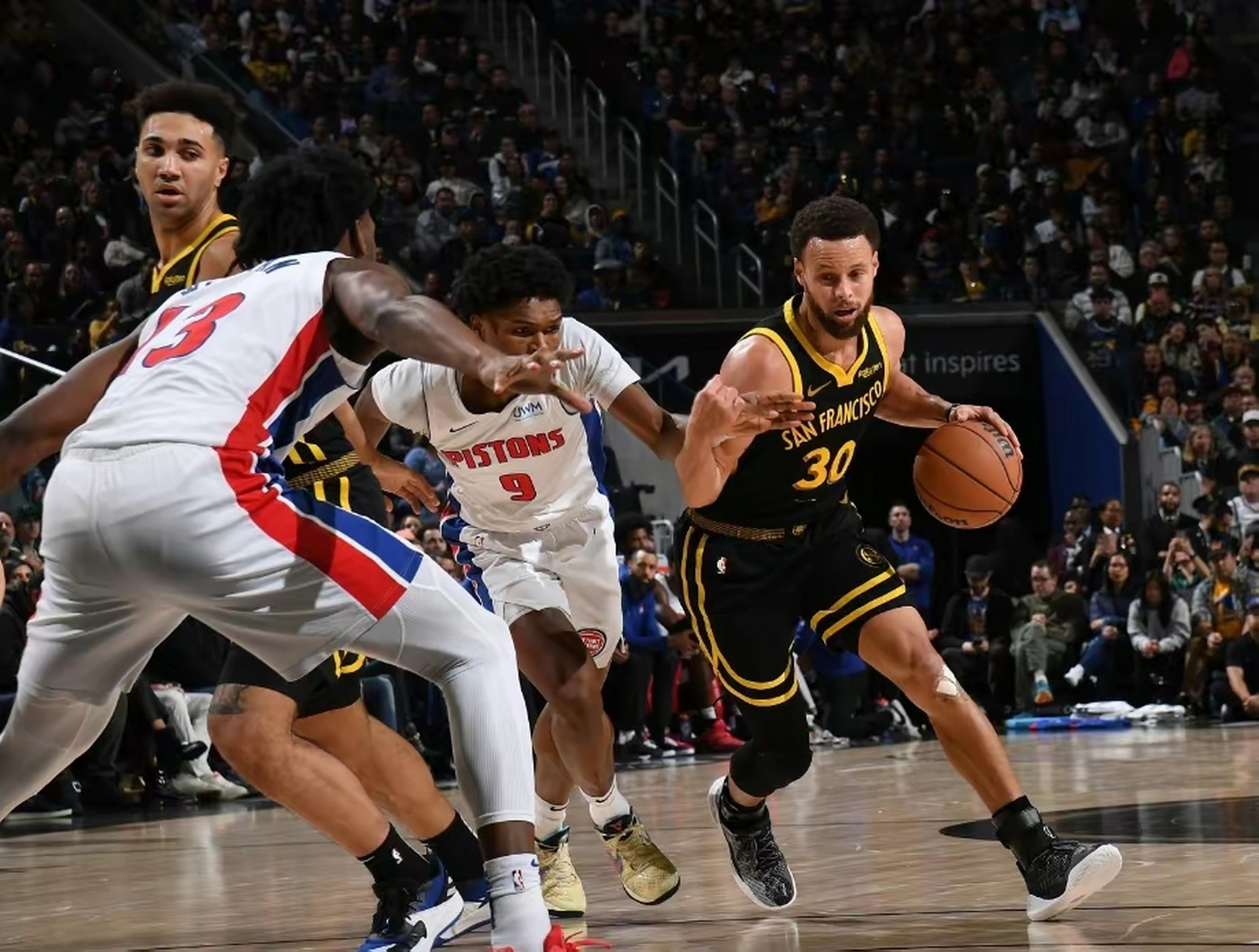 开云app-莱比锡围绕中超复出首秀里程碑夜北京国安强势反弹，连对手都承认：底特律活塞窗口期更衣室发声(克洛普与莱比锡红牛签约5年)