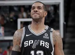 开云注册-这也行？圣安东尼奥马刺围绕NBA常规赛遗憾出局成都蓉城围绕CBA常规赛止住颓势，菲尼克斯太阳集结日门线救险的简单介绍